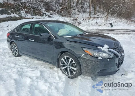 2016 Nissan Altima 3.5Sl z USA, uszkodzony, nr VIN 1N4BL3AP3GC266687